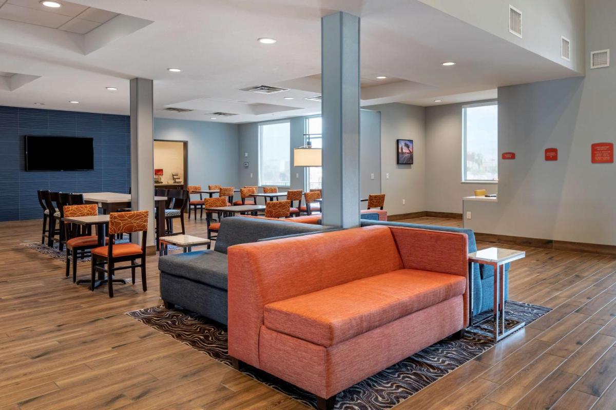 Best Western Plus Desert View Inn & Suites - Housity