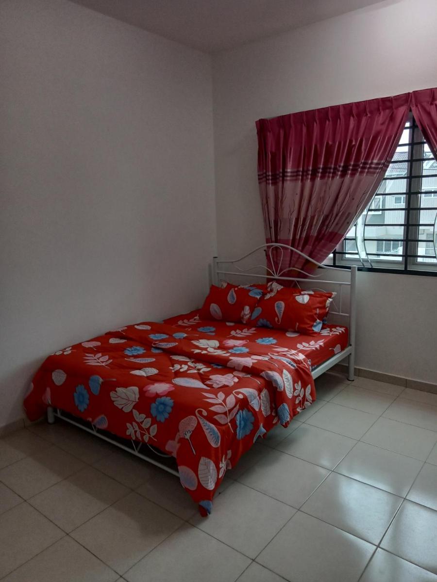 Suitetrails - Homestay UmahMak