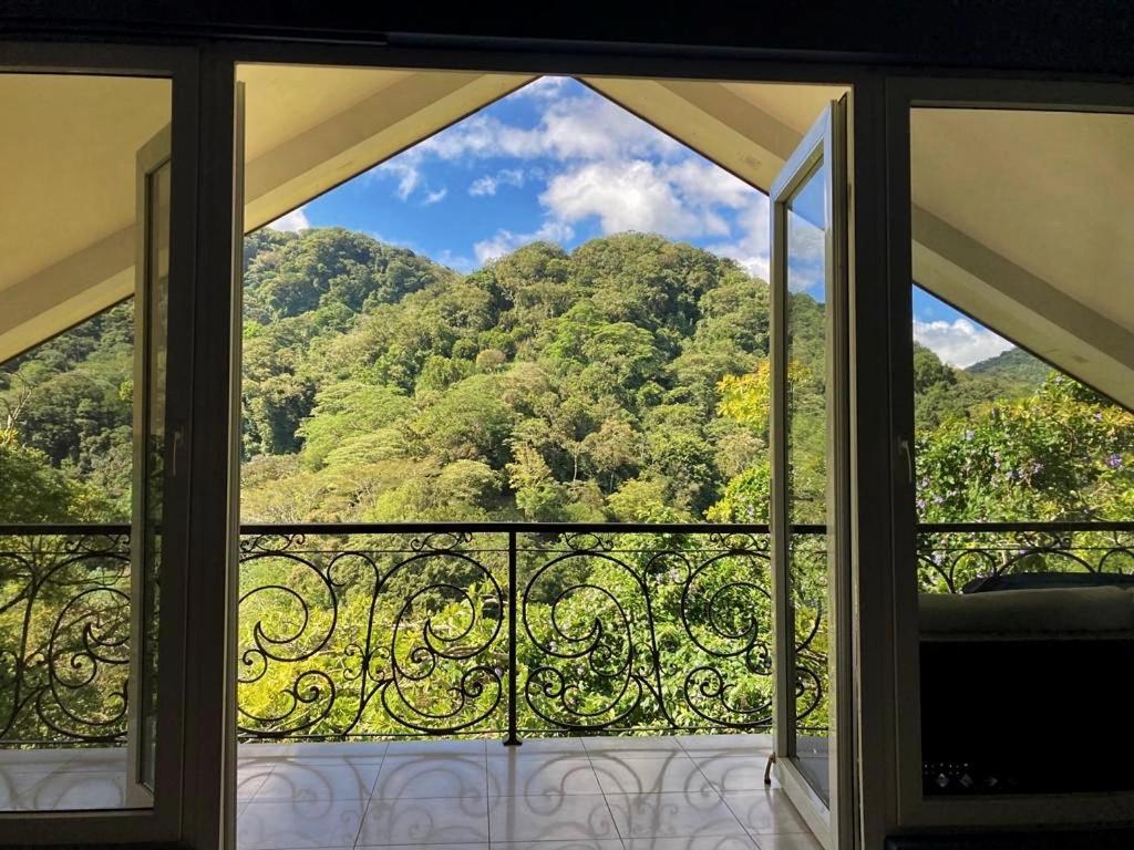 Hermosa Casa Campestre en El Valle de Anton - Housity