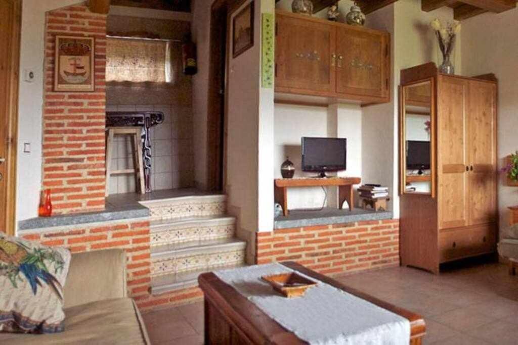 Apartamento rural El Pastor es un estudio con gran - Housity