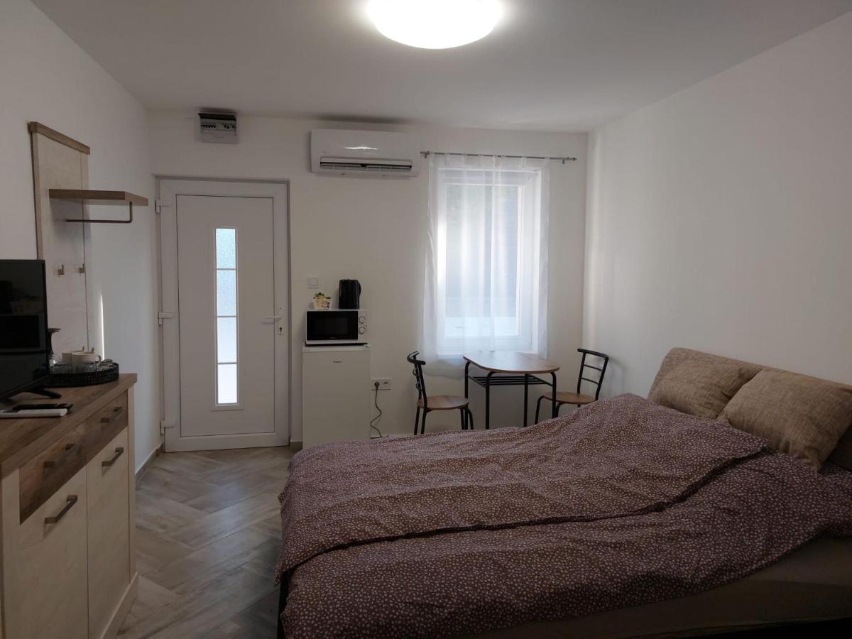 Szépasszonyvölgy Apartman - Housity