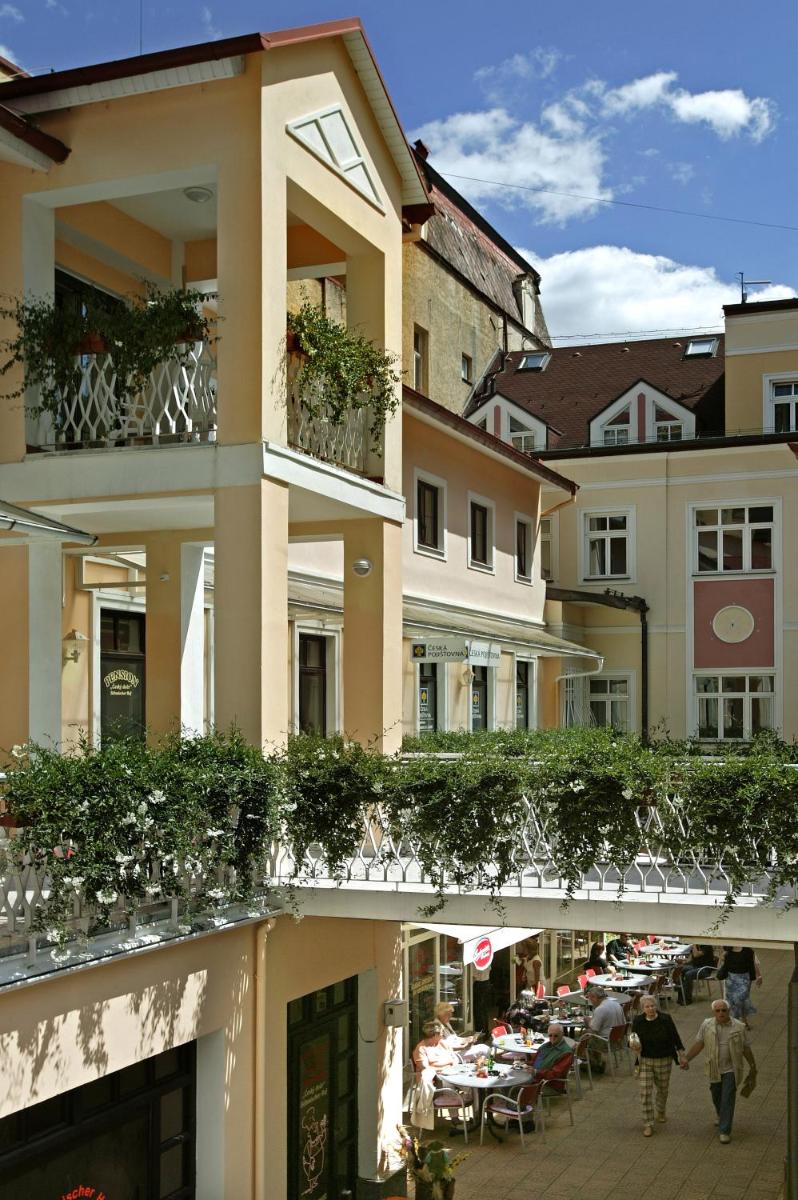 Apartmany Cesky Dvur - Housity