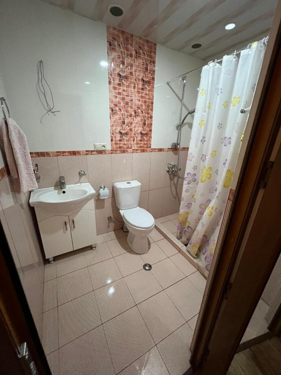 House; 2 bedroom, big hall, free parking, barbeque - Housity