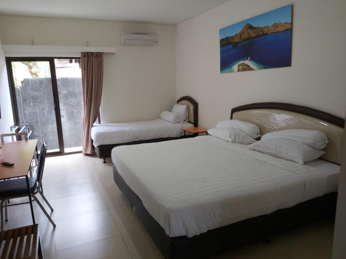 Hotel Larensia - Housity