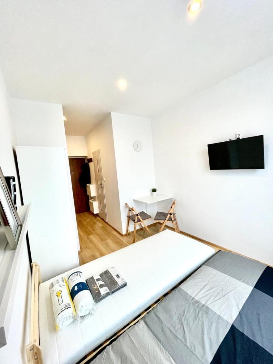 Sleep and Go Apartment - Free Parking - Housity