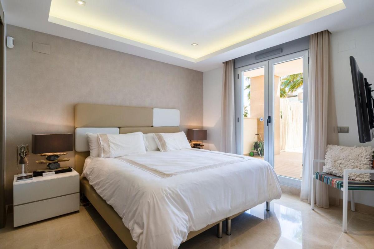 Estepona top appartment Horizon beach - Housity