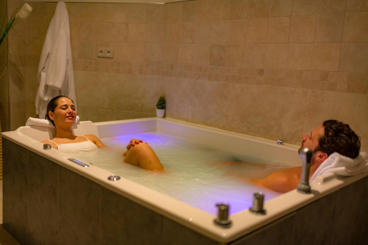 Clients de l'établissement Hotel *** & Spa Vacances Bleues Villa Marlioz