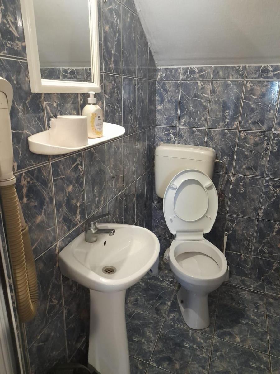 Suitetrails - Camere de inchiriat modeste