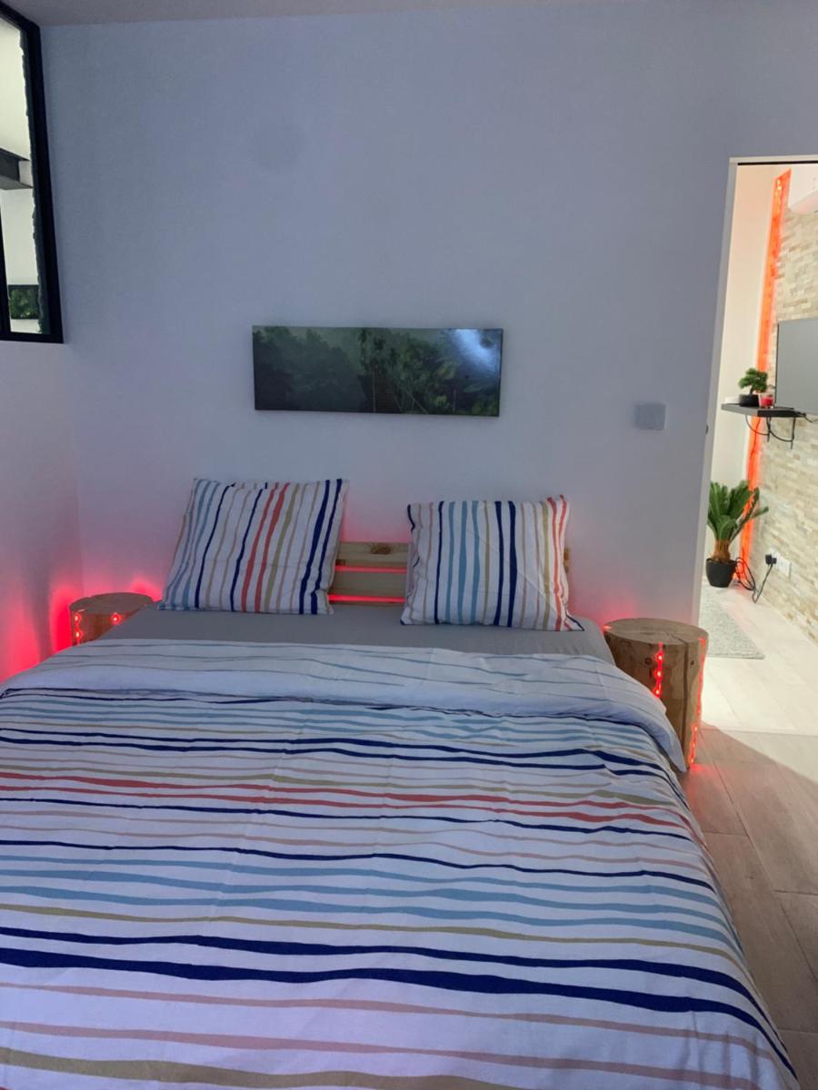 Maylou11 - Housity