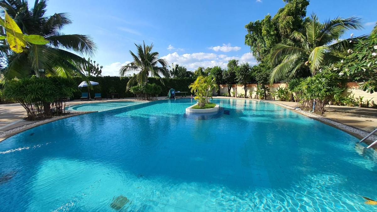 Double Superior Condo Rayong with seaview - 7th floor free wifi - Housity