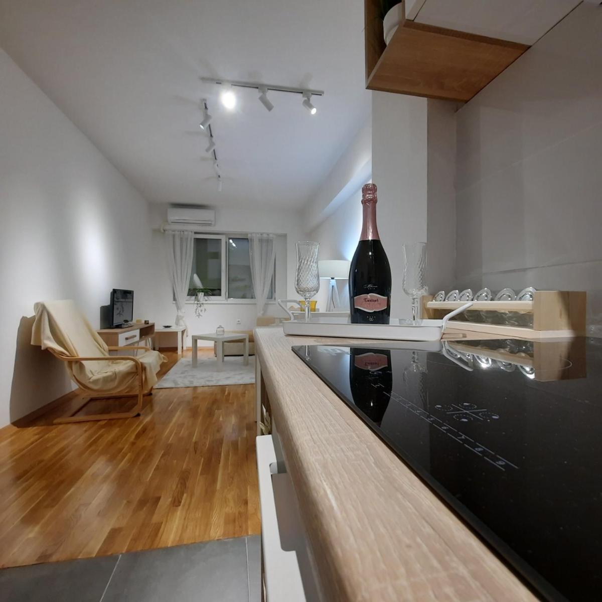 White apartment - Housity