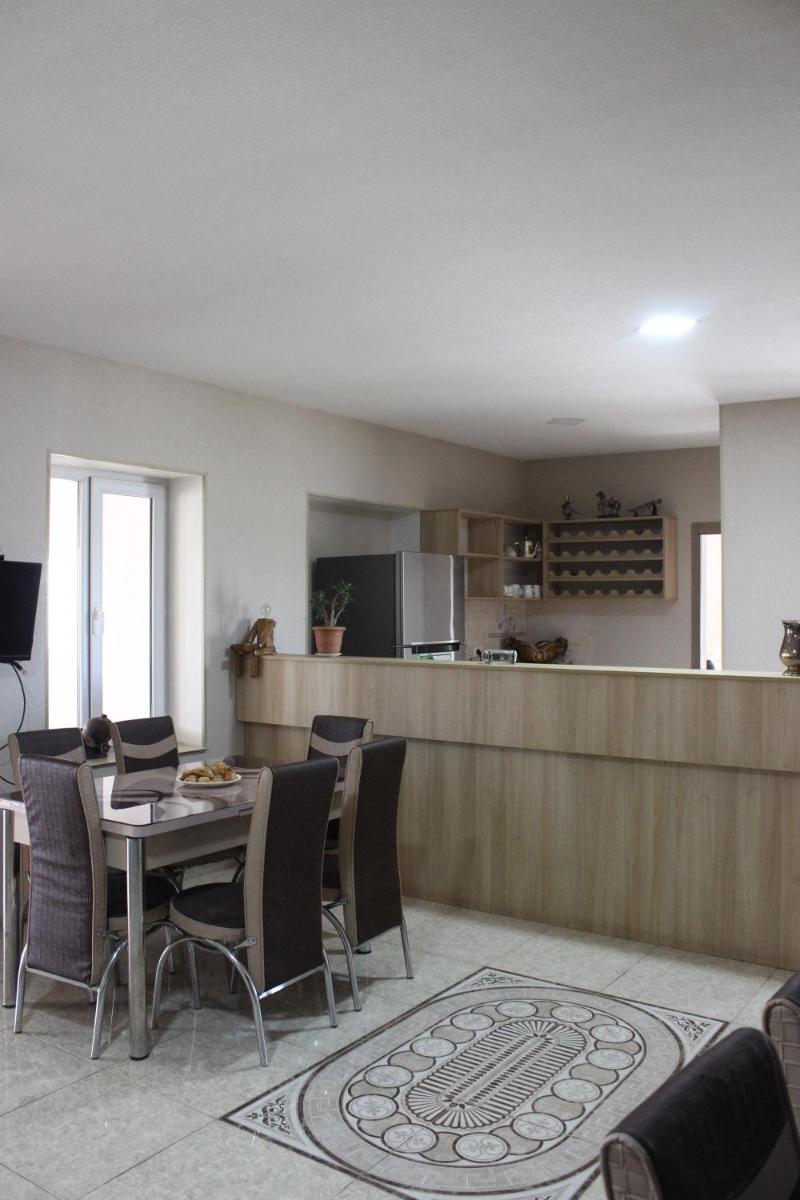 Suitetrails - Farmer's house in Vashlovani / ფერმერის სახლი ვაშლოვანში