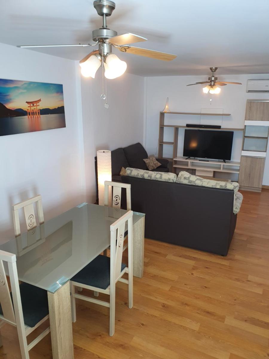 1F, Aire Acondic, 80m2, 2 dormitorios, 4 huéspedes, WIFI GRATIS - Housity