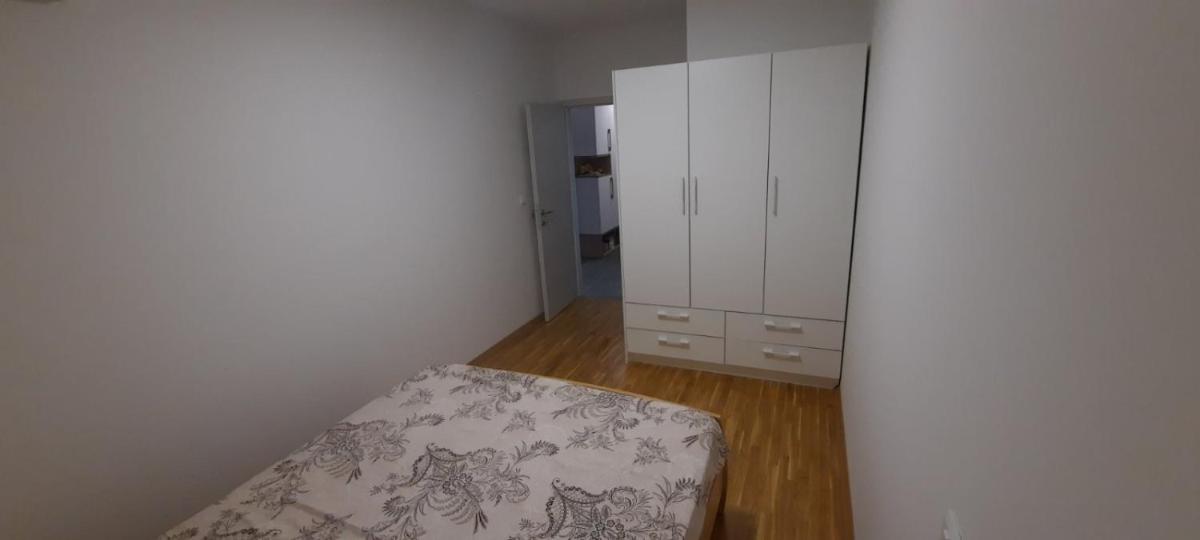White apartment - Housity