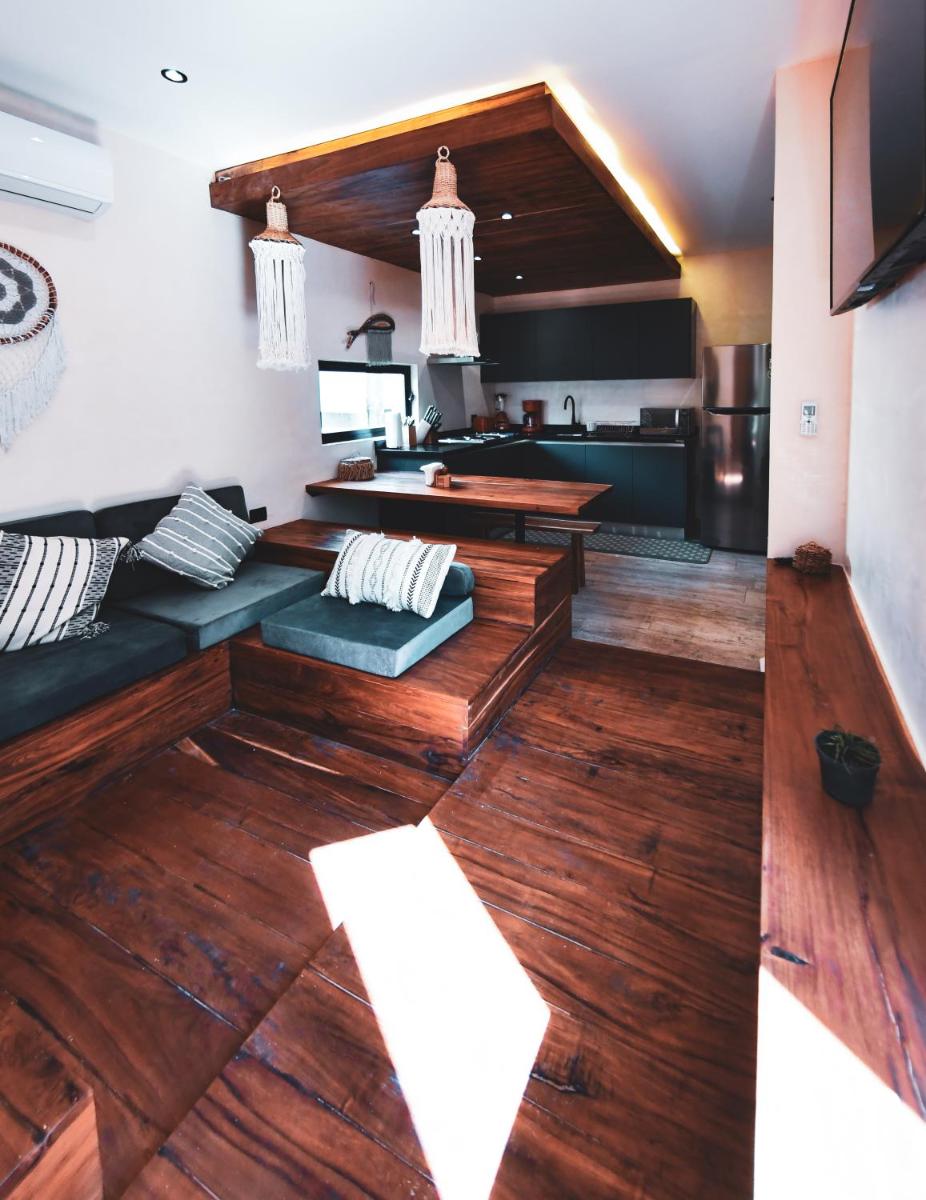Veleta1 - Housity
