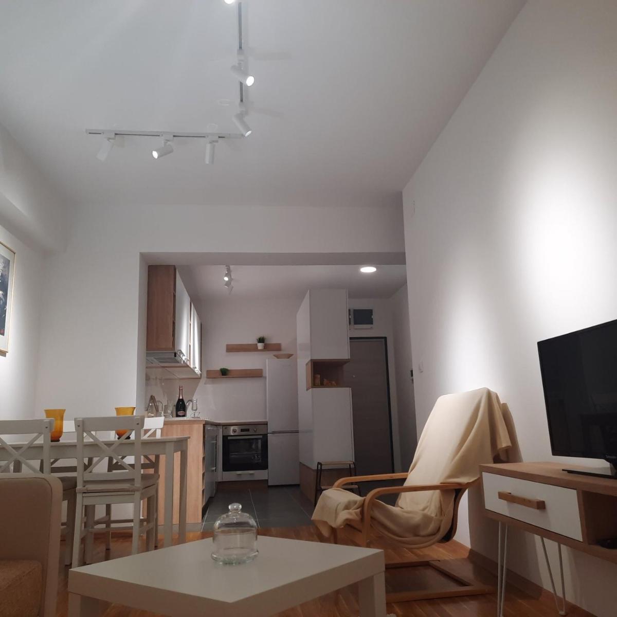 White apartment - Housity
