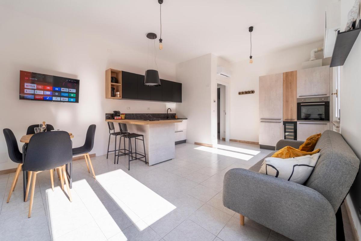 Shiny Home Verona - Housity