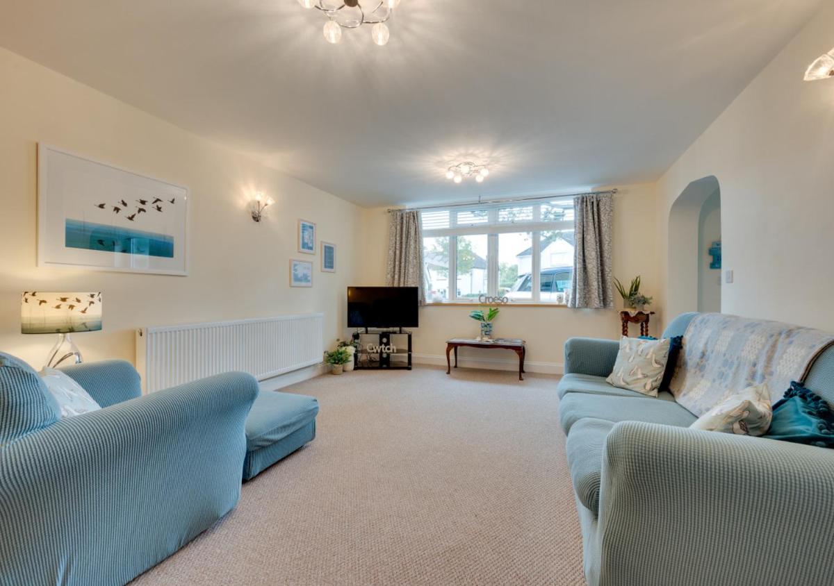 Oaktree Cottage - Housity