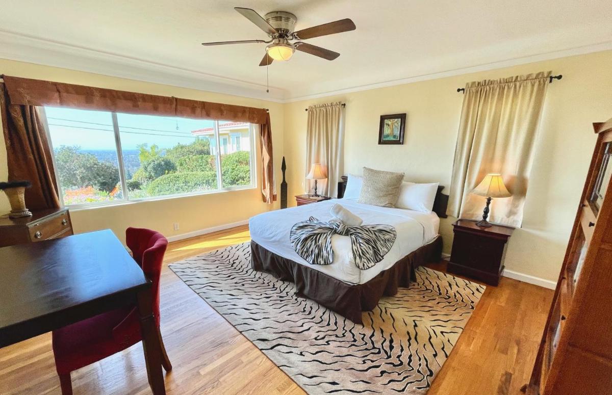 La'Oasis with views, 2000 sqft house, large yard - Housity