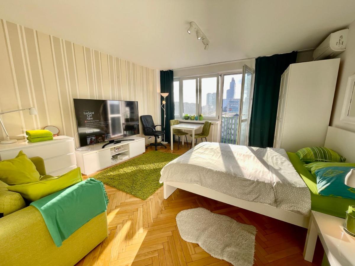 Super Apartament GREEN Rondo ONZ Metro NOWE Wifi 300 Mb/s AirCondition Netflix Spotify - Housity