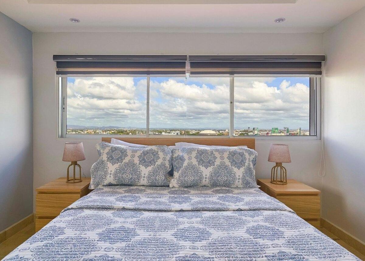 Suitetrails - PH Naco Nuevo Penthouse 2BR Private JACCUZI & Terrance