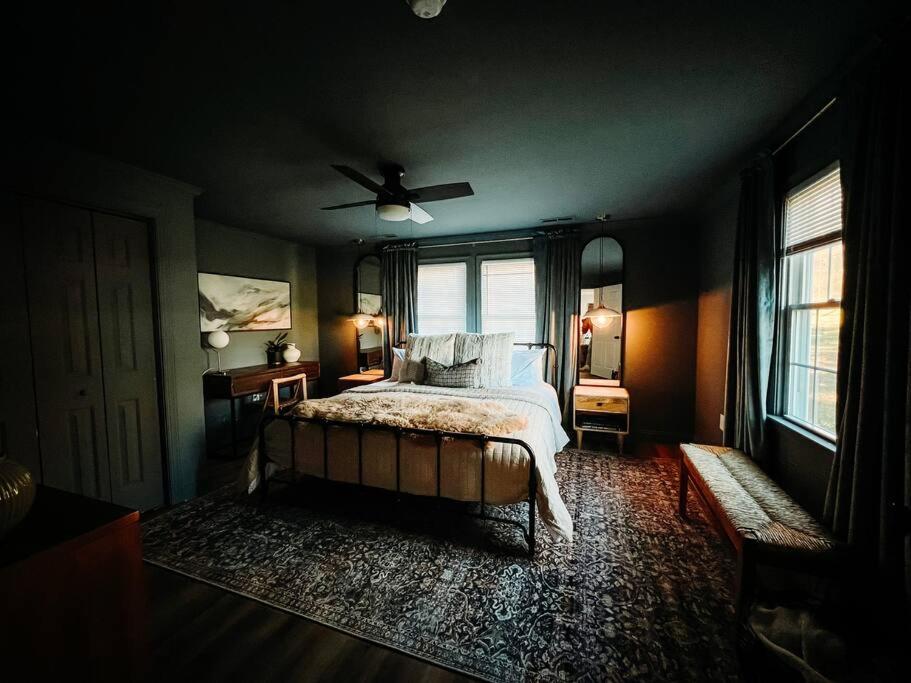 Creekside Cottage - Housity