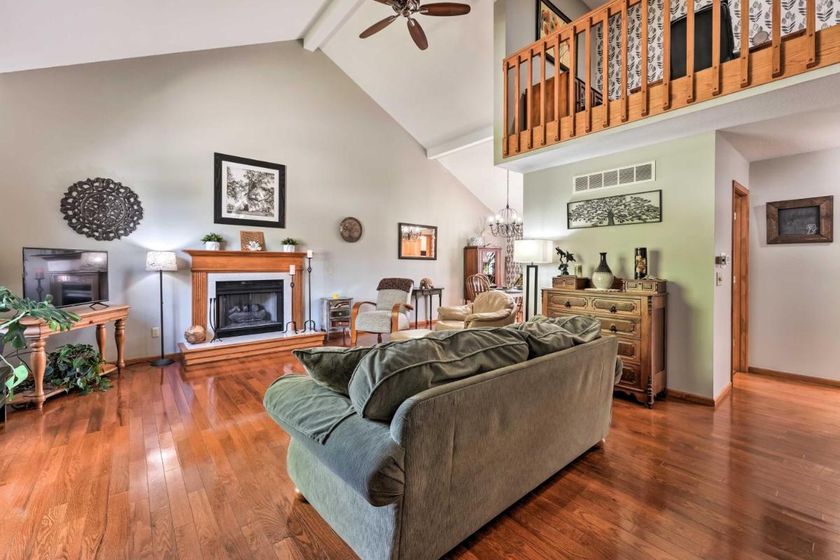 Spacious Fort Wayne Home with Yard and Gas Grill! - Housity