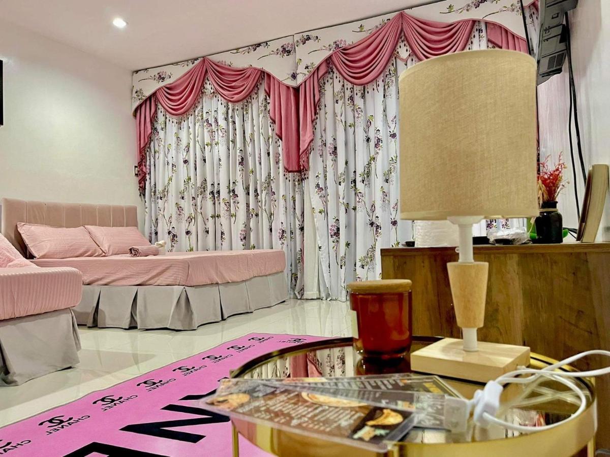Ysa 15,000 Hearts Garden Villa - Housity