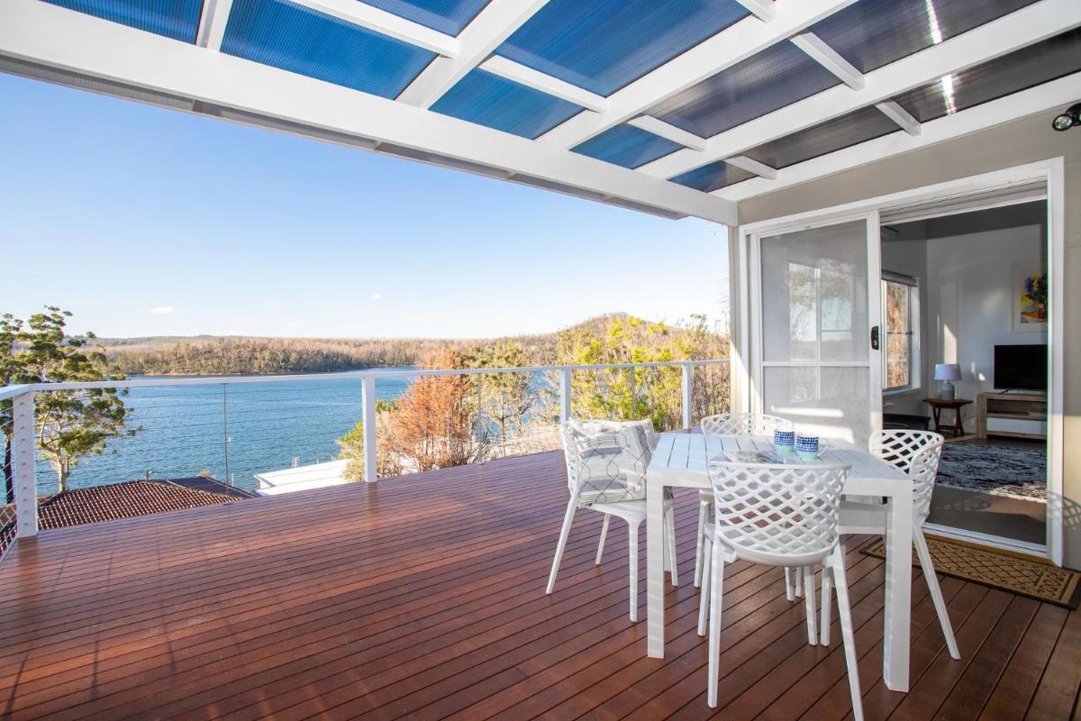 Home On the Water - Housity