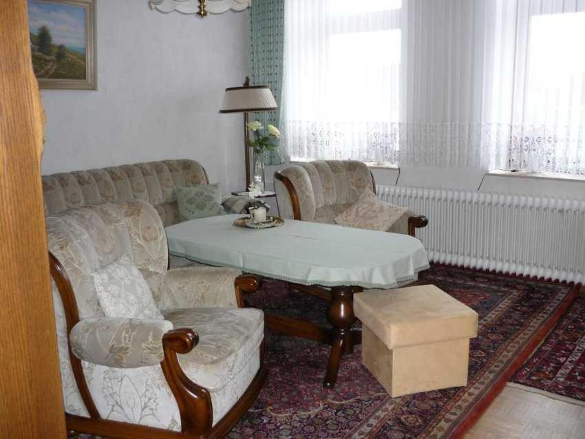 Ferienwohnung Oehlert - separater Eingang und möblierte Terrasse - Housity