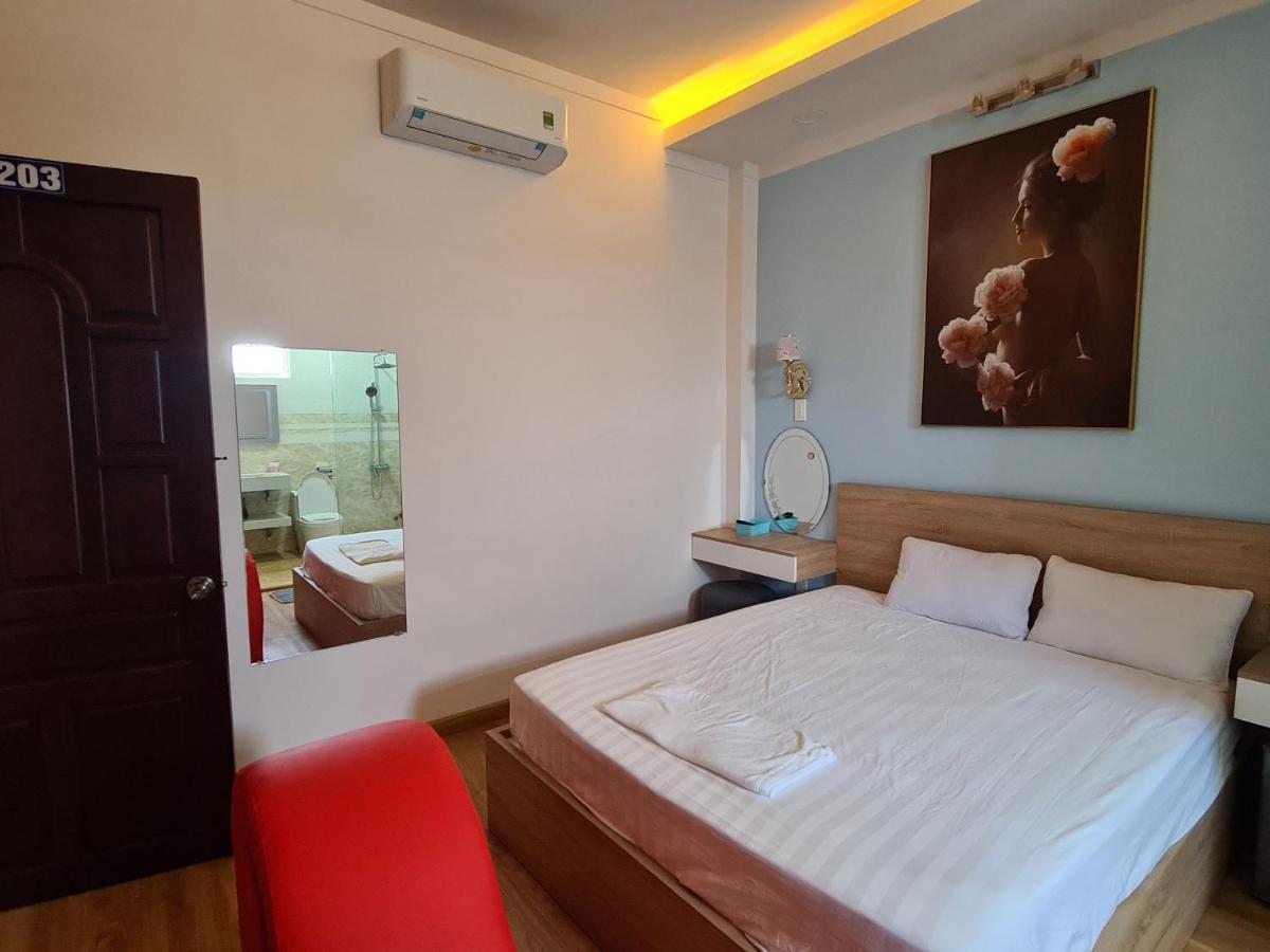 Cát Tiên Motel - Housity