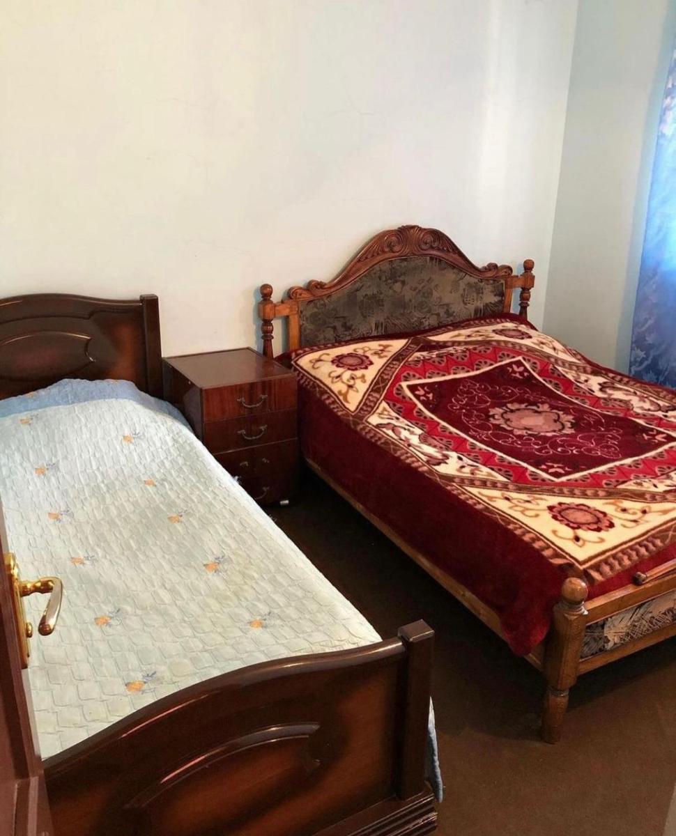 Poqrik Ani - Housity