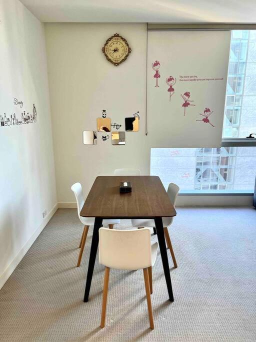 Readyset Apartment at Jane Bell - Housity