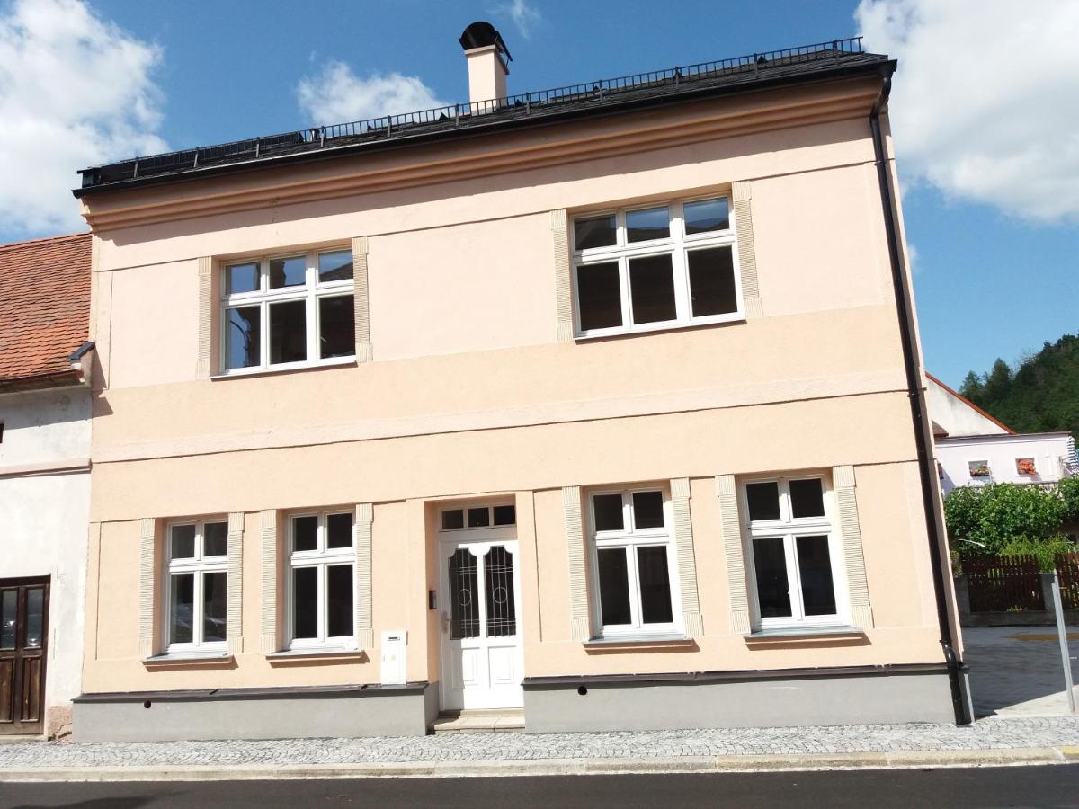 Suitetrails - Apartmány Na Valše