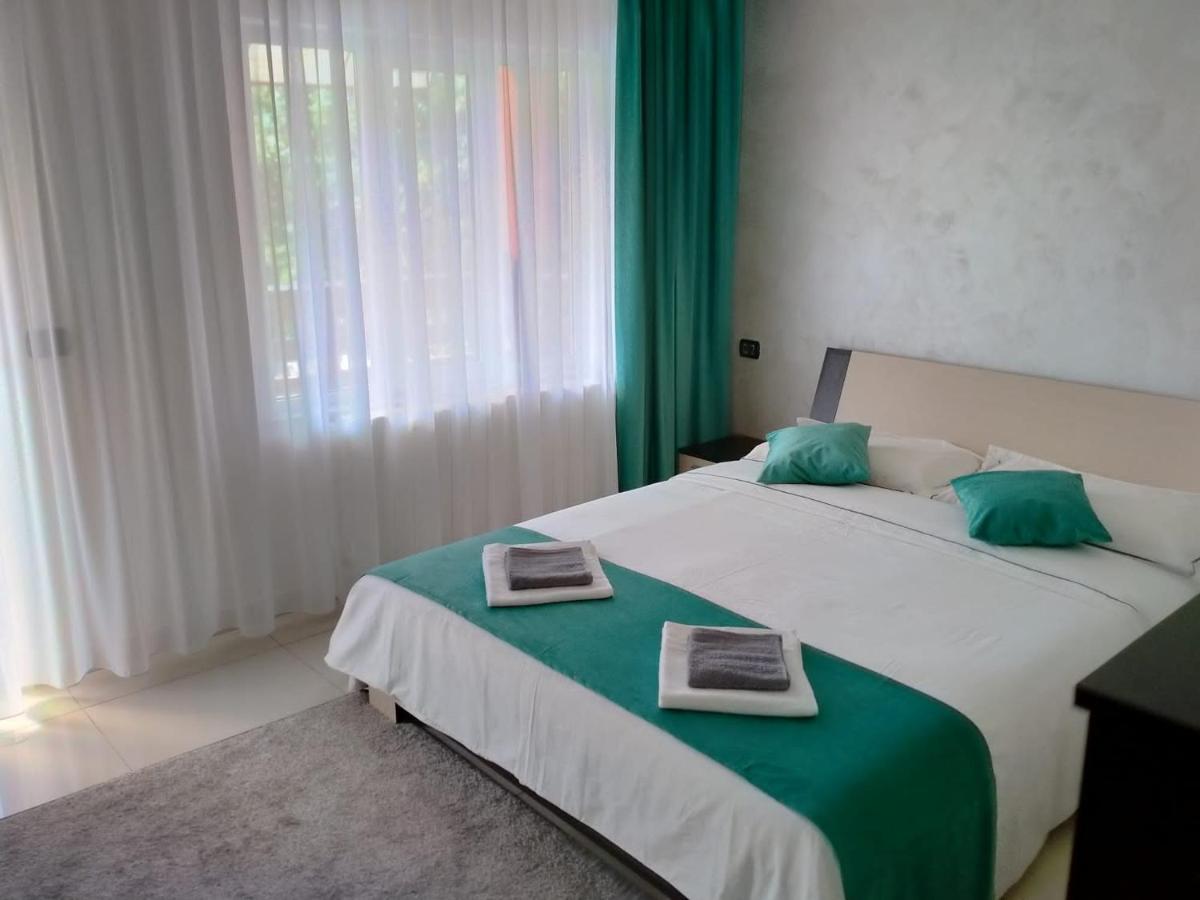 Casa La Cozacu - Housity