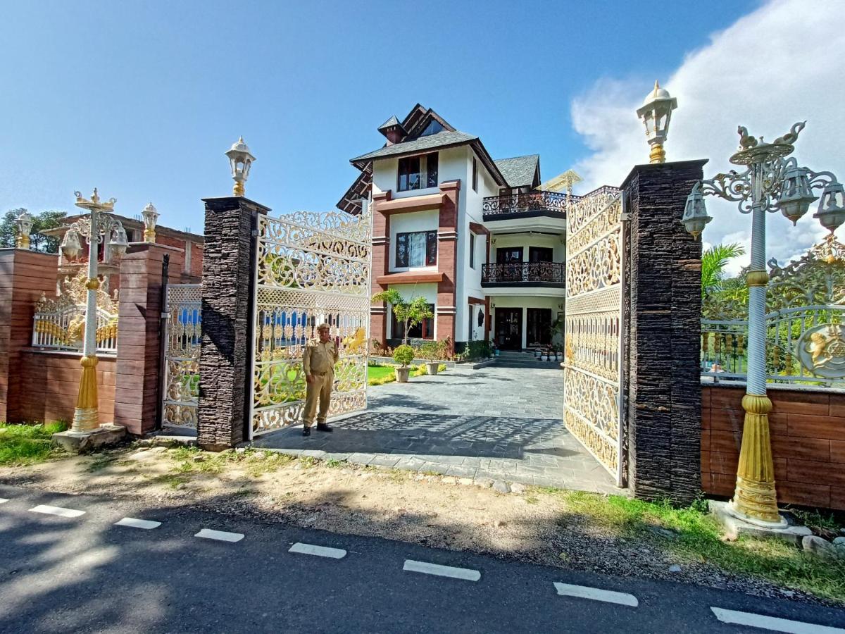 Matoshree Club and Resort - Housity