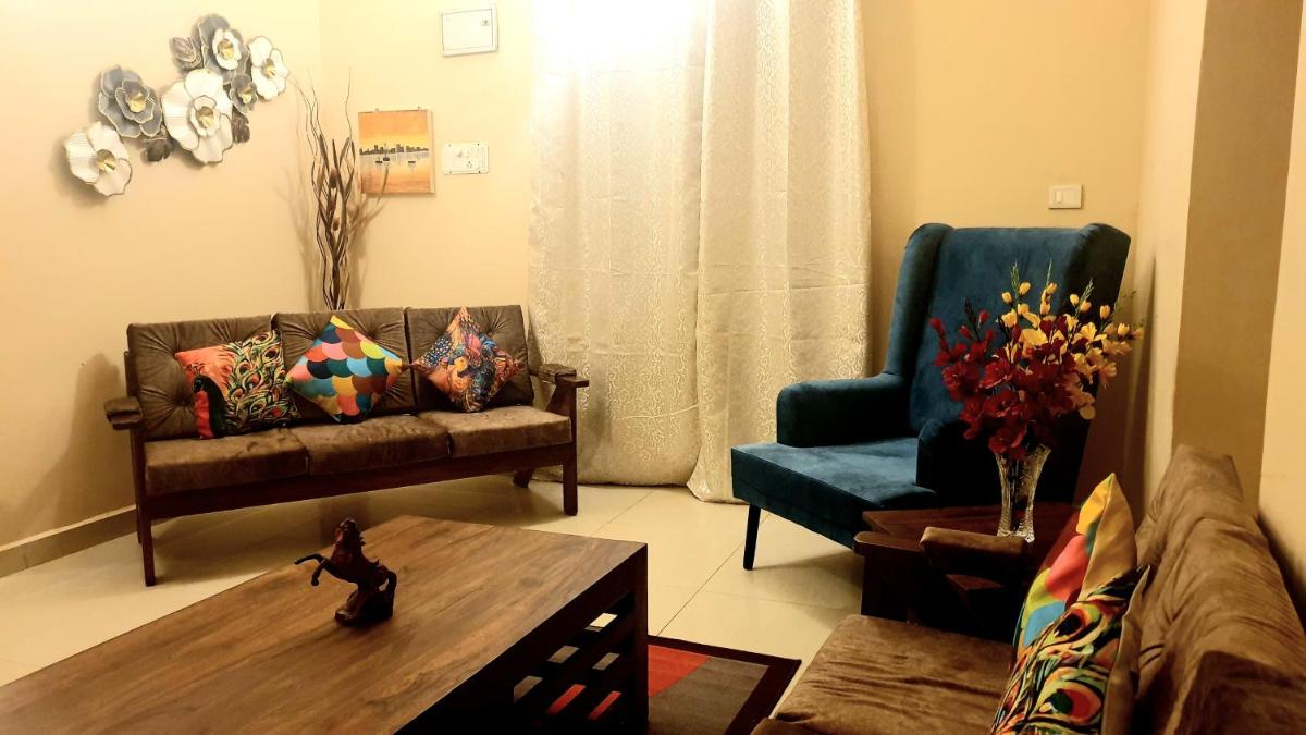 HERITAGE 7BHK VILLA WITH PRIVATE POOL close to BAGA BEACH - Housity