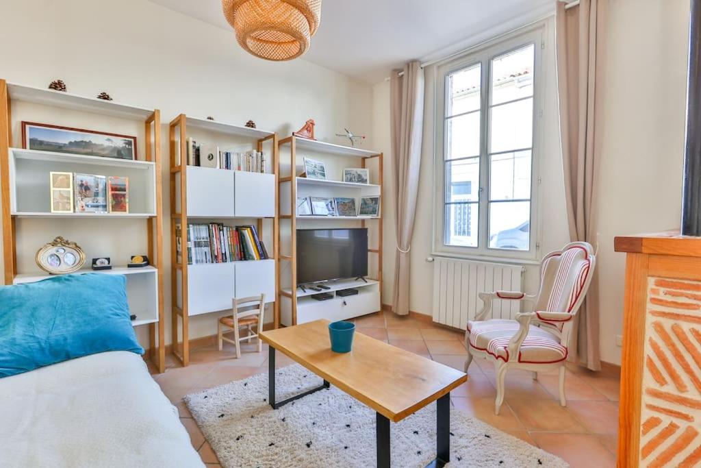 La Généreuse #Patio #Hyper-centre #4 personnes - Housity
