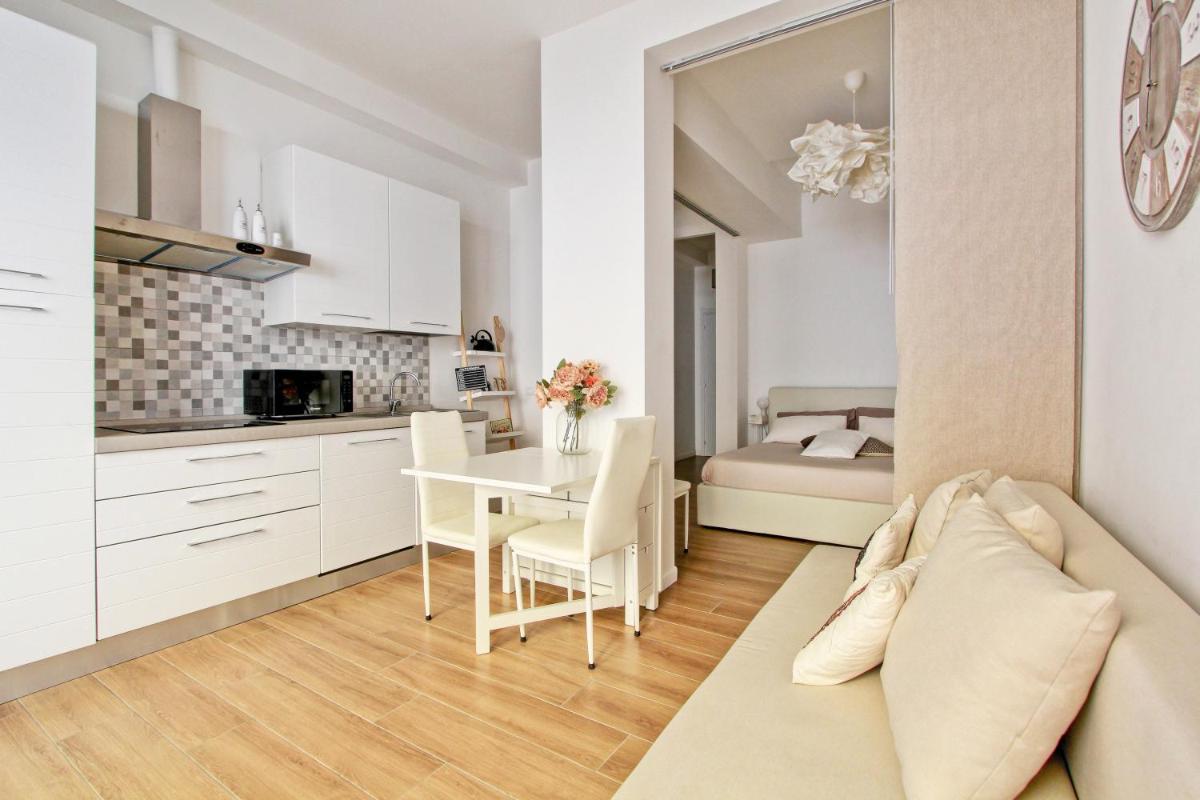 Miki's Corner - Housity