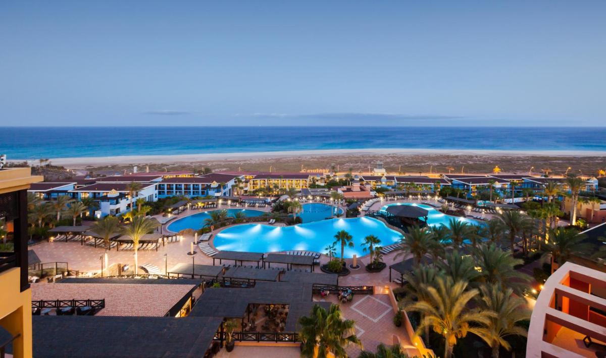 Piscina en o cerca de Occidental Jandía Playa