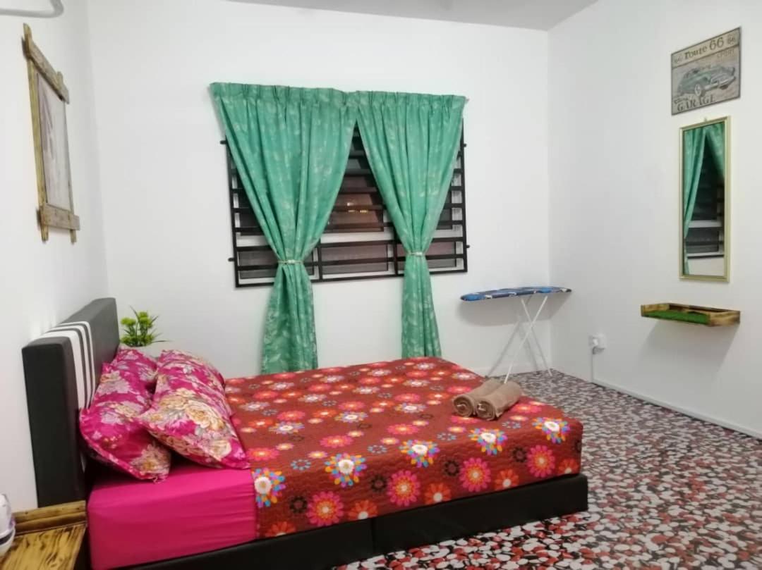 Seroja Homestay Camelia - View Drawbridge, KTCC Mall, Ocean View - Housity