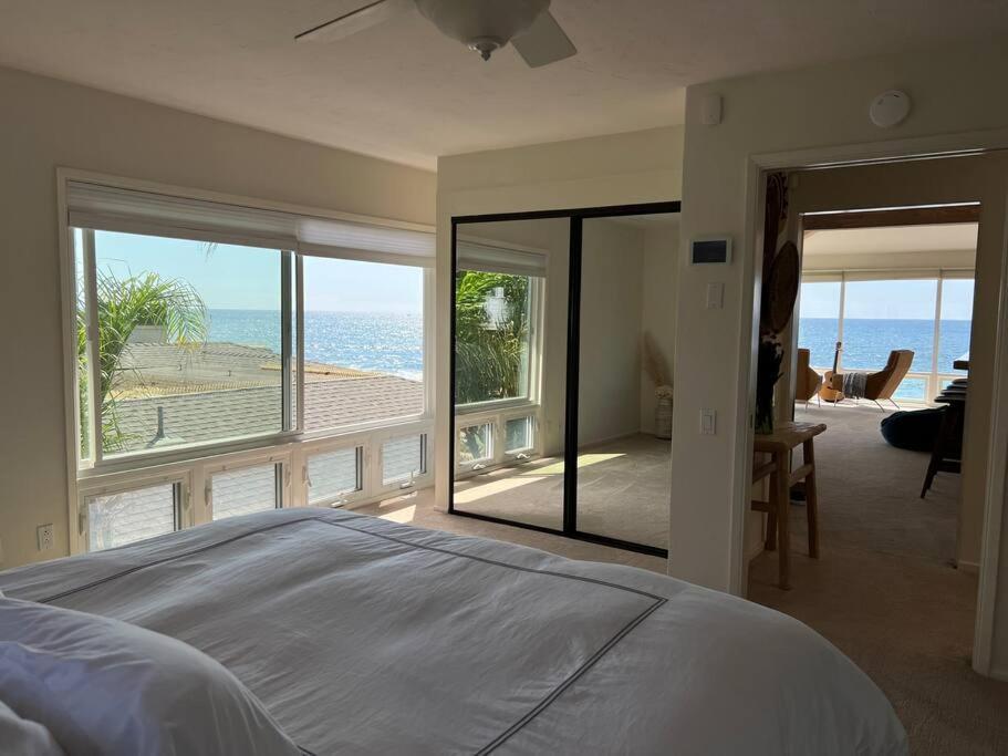 Oceanfront La Jolla Beach House! - Housity