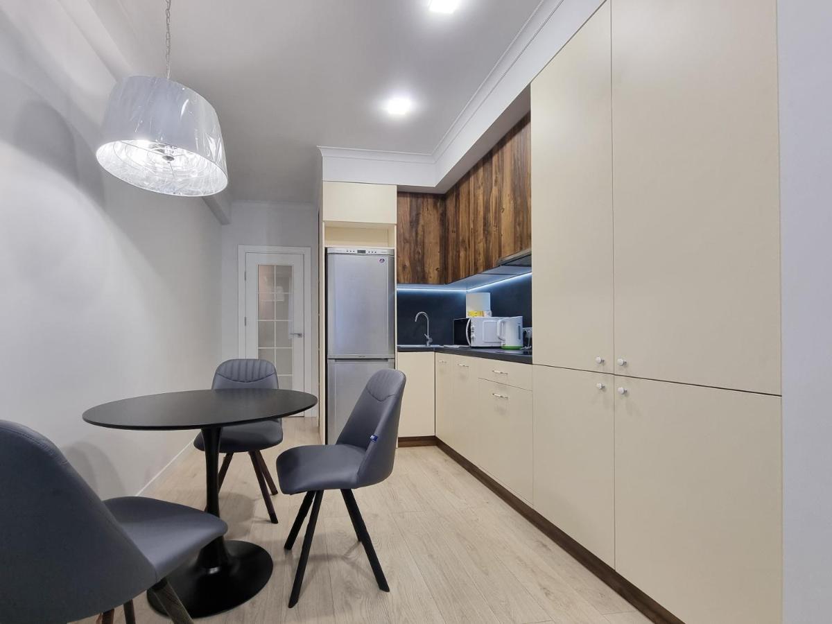 Botanica, 1 bedroom apartment with living - Housity
