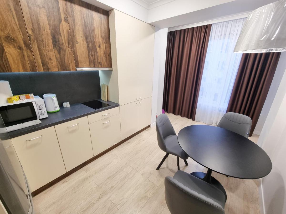 Botanica, 1 bedroom apartment with living - Housity