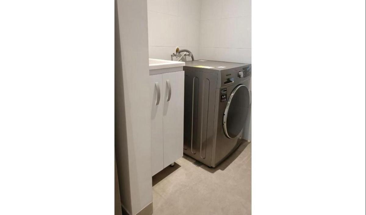 Apartaestudio Amoblado - Distrito90 - Housity