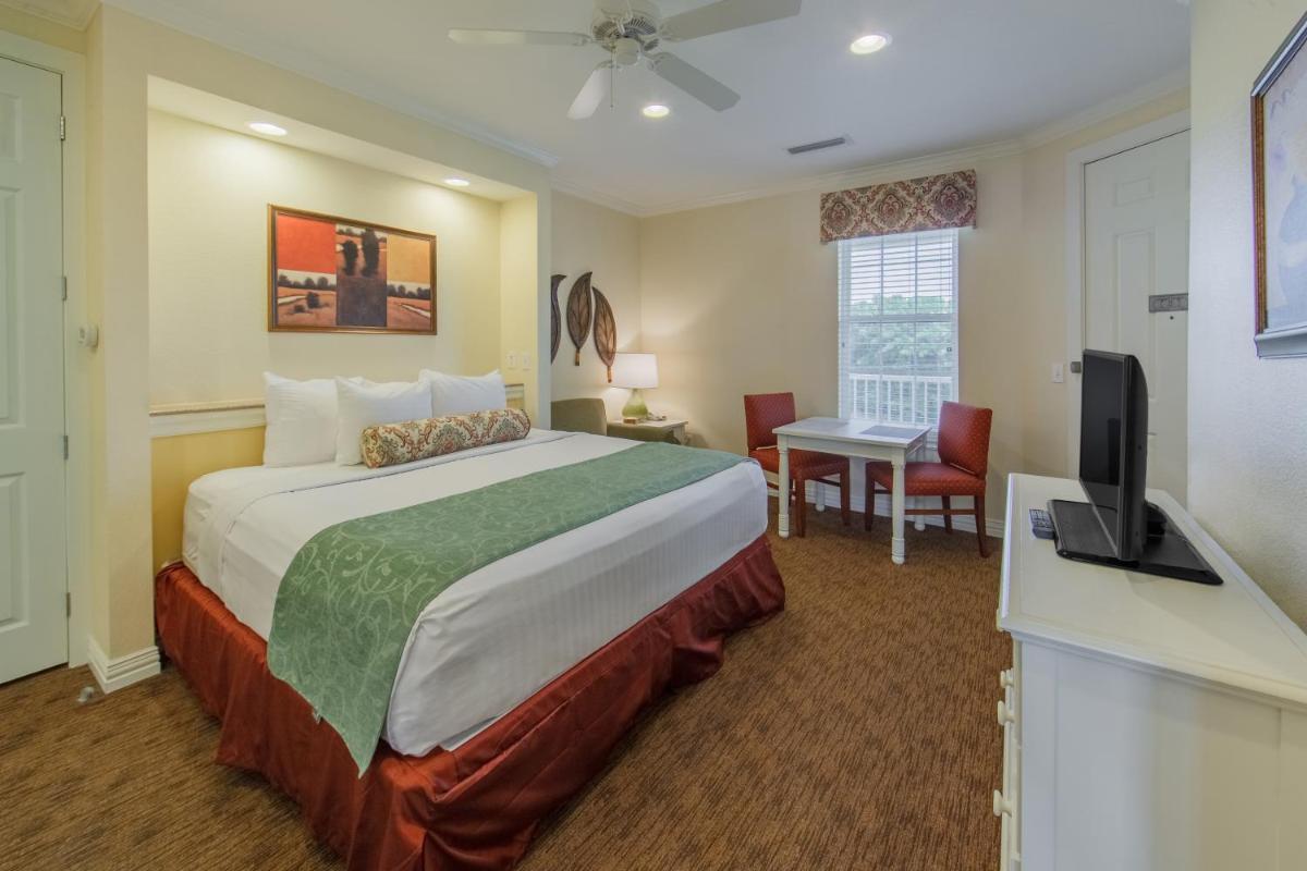 Holiday Inn Club Vacations Villages Resort at Lake Palestine - Housity
