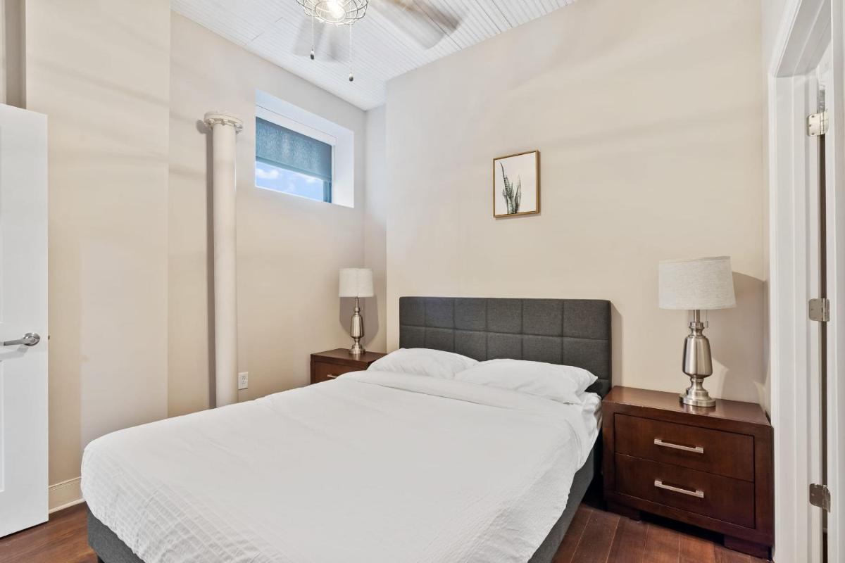 Modern Upscale 2BR  in Carson by Stay Gia - Housity