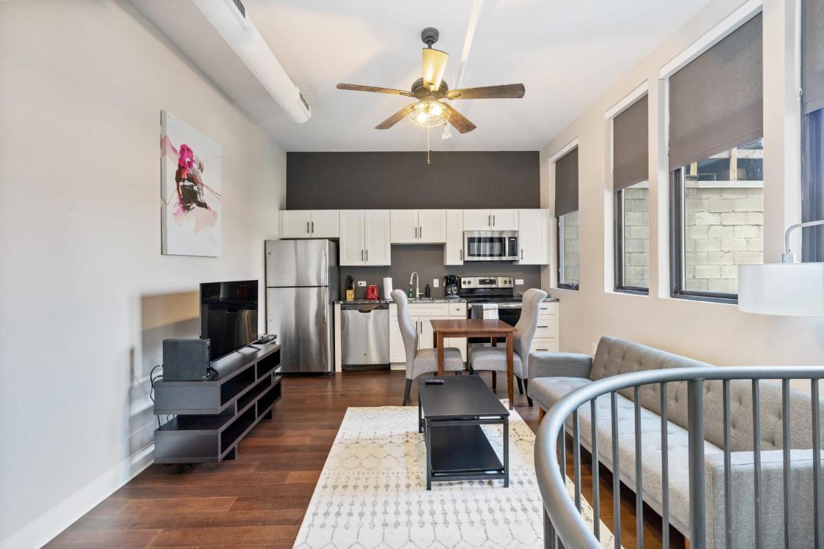 Modern Upscale 2BR  in Carson by Stay Gia - Housity