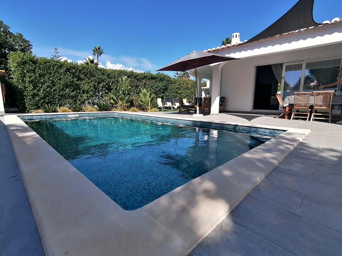Modern villa near the sea and town centre - Housity
