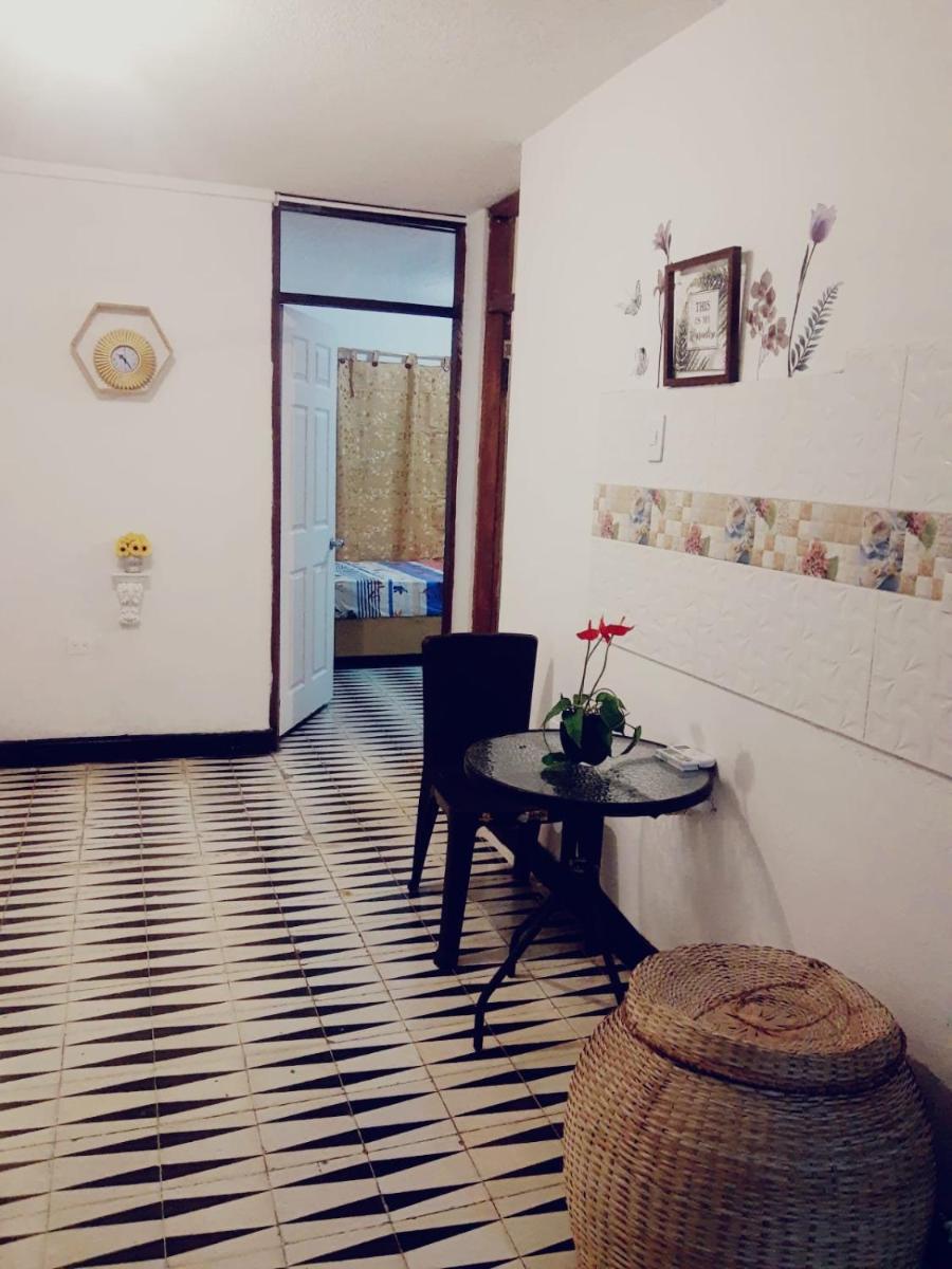 Habitación Centro Histórico Cartagena de Indias 2D - Housity